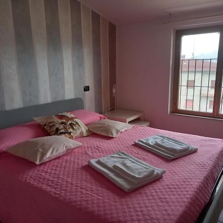 Ferienwohnung Dino Il Mansardino Ome Exterior foto