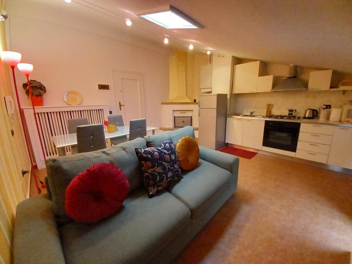 Ferienwohnung Dino Il Mansardino Ome Exterior foto