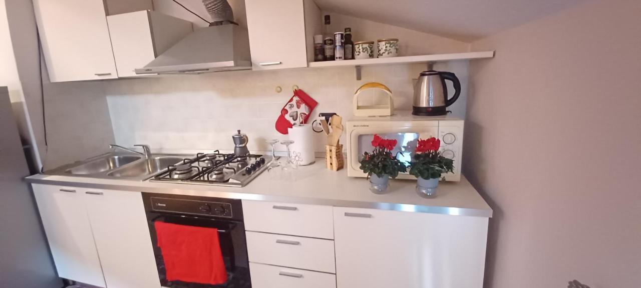 Ferienwohnung Dino Il Mansardino Ome Exterior foto