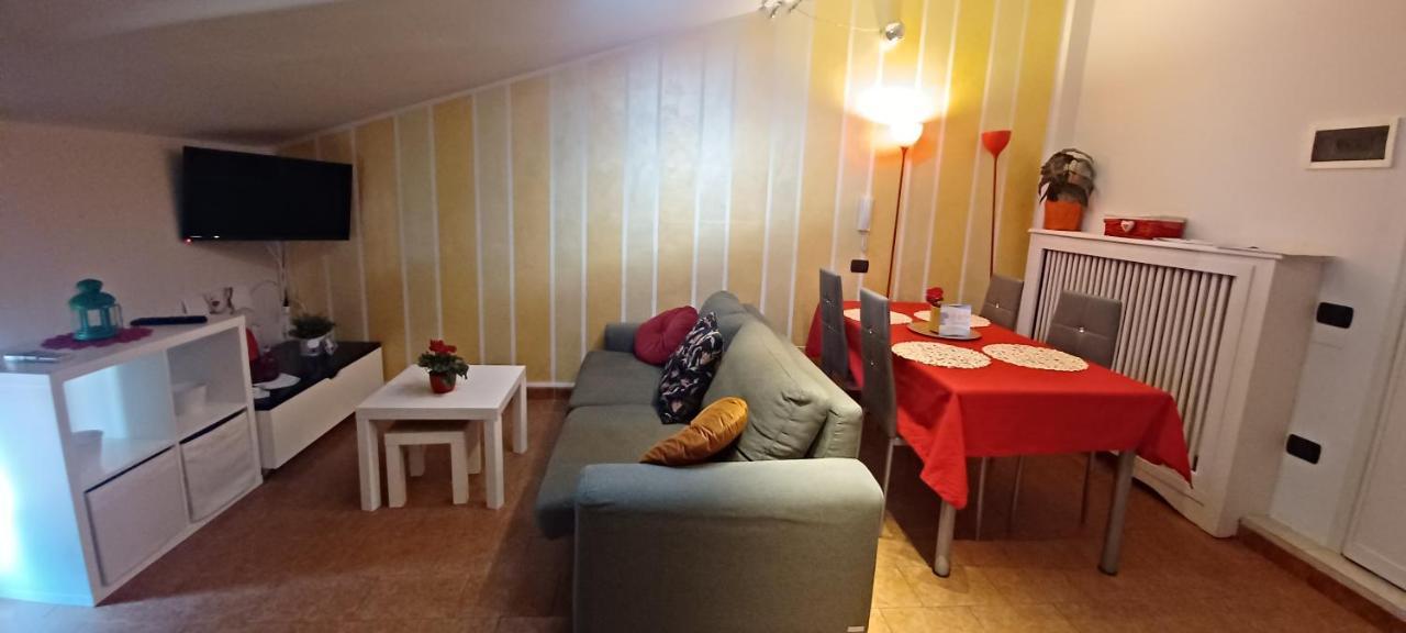 Ferienwohnung Dino Il Mansardino Ome Exterior foto